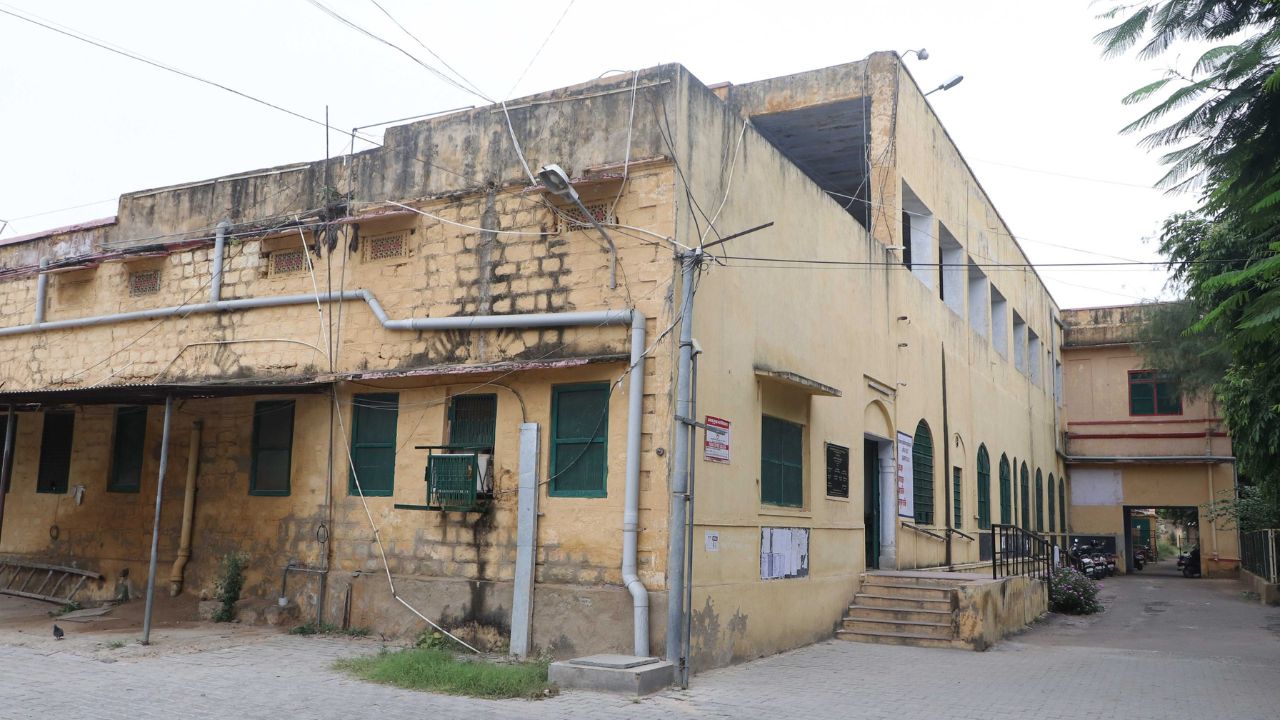 Shri Kalyan Girls College